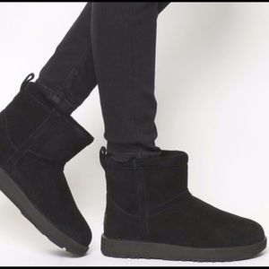 NWT Ugg Ankle Boots